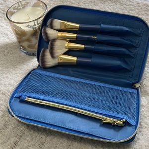 Isaac Mizrahi New York Brush Set